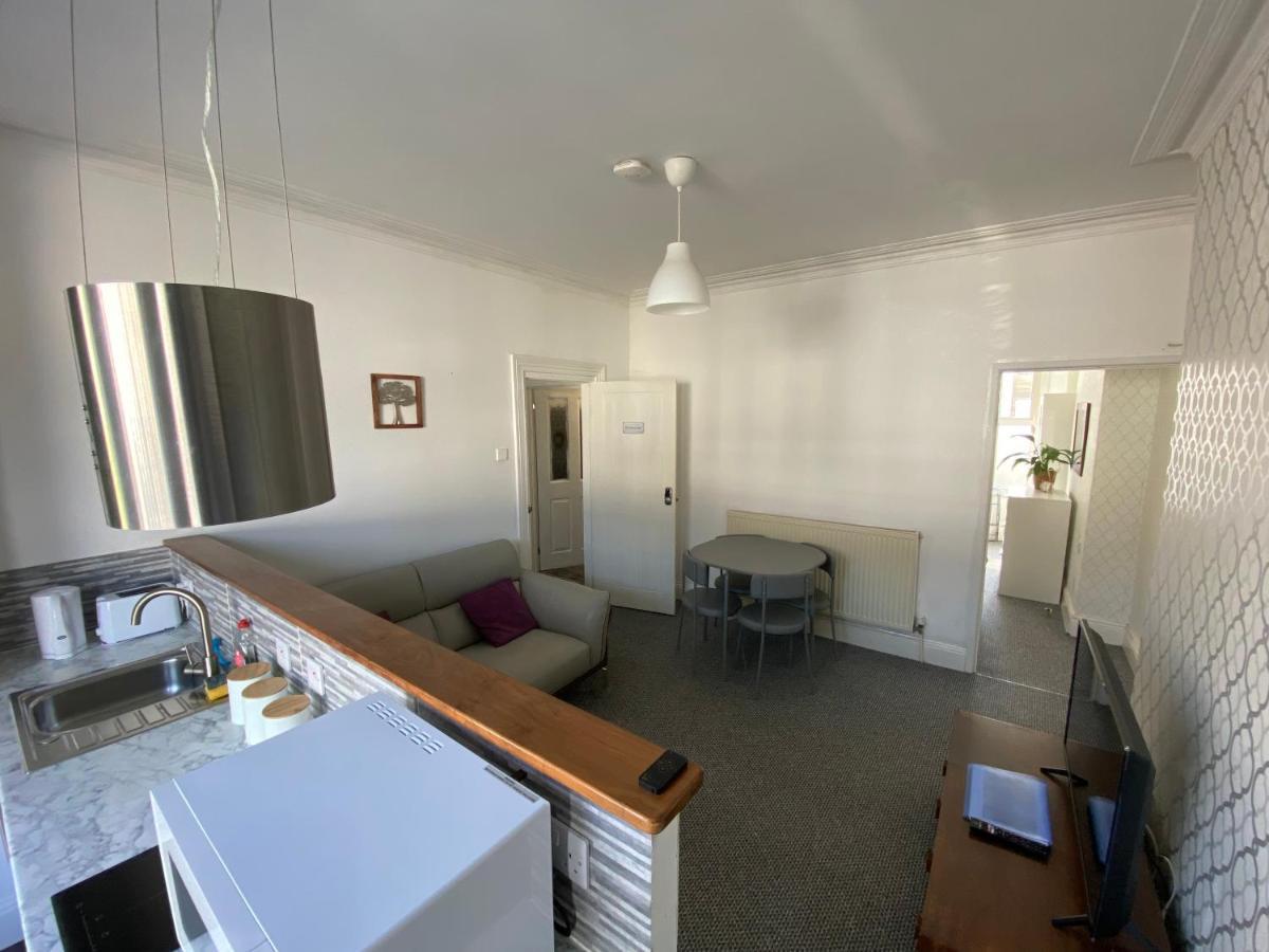 The Walnut Suite Lovely One Bedroom Flat In Stoke. Plymouth Exterior foto